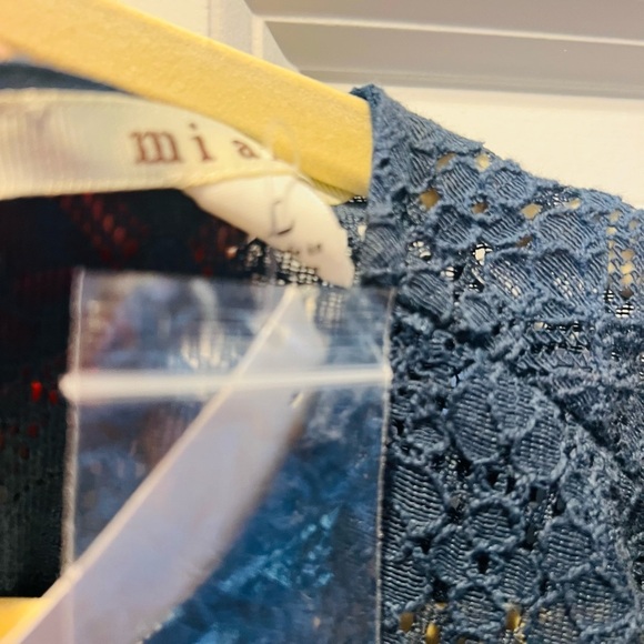 Nwt Navy long sleeves dress from Francesca's size large - Picture 2 of 4